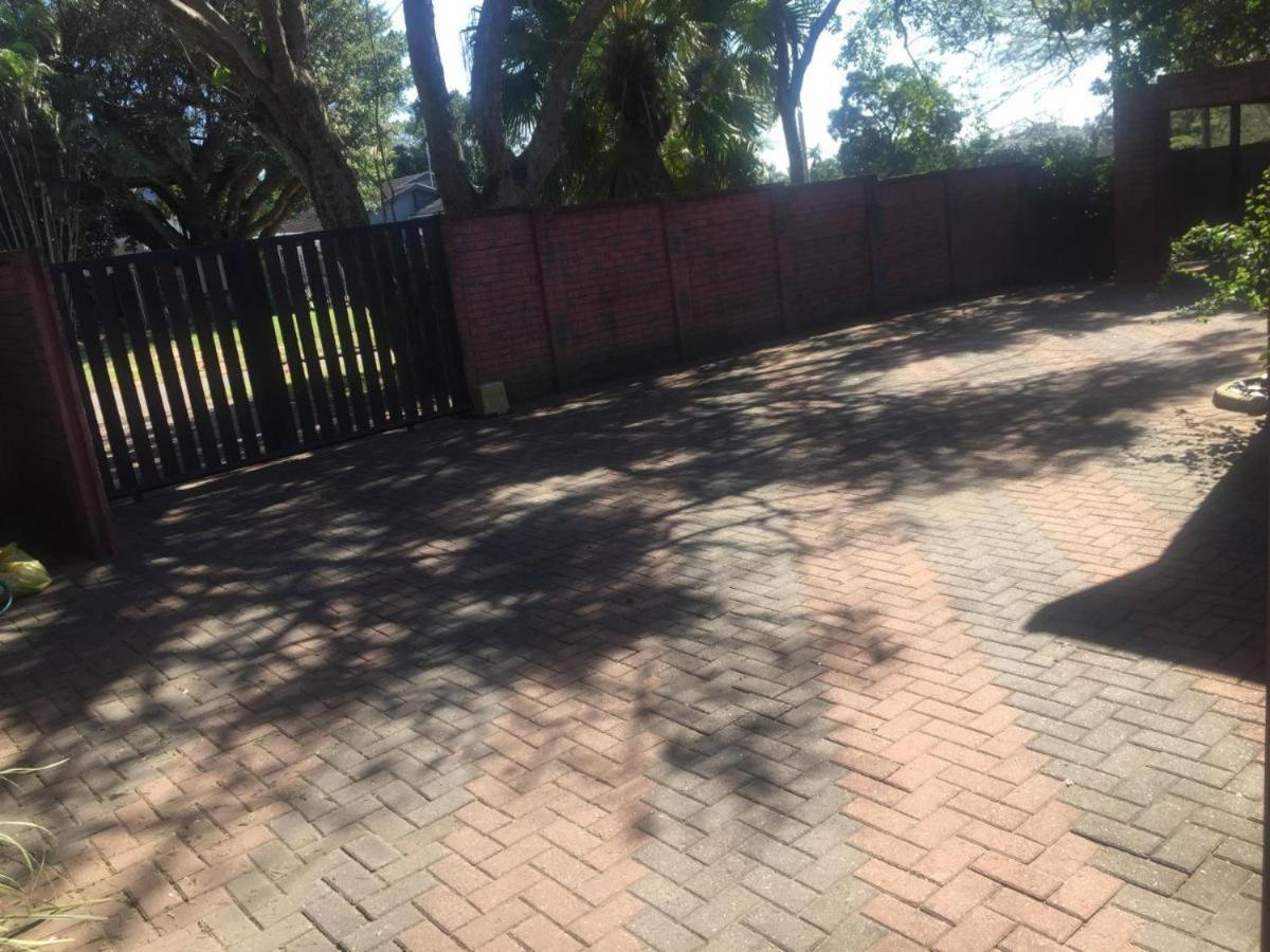 Nqabanqaba Bed and Breakfast Richards Bay Exteriör bild